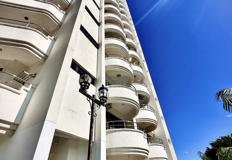 Marina Tower, Ratu Mutiara