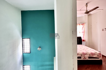 Three-Storey Terraced House on Cangkat Ria in Mount Pleasure