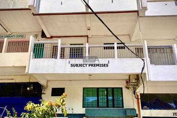 A Unique Boutique Townhouse / Commercial Shophouse in Batu Ferringhi.