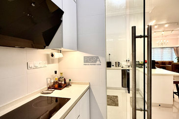 Bayu Ferringhi Semi-Detached Home in Batu Ferringhi