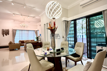 Bayu Ferringhi Semi-Detached Home in Batu Ferringhi