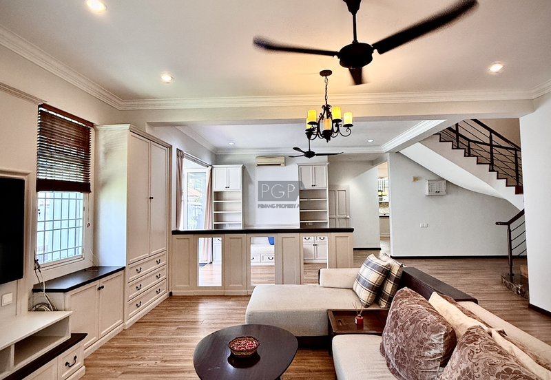 Three-Storey Semi-Detached House in Tanjung Bungah