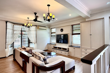 Three-Storey Semi-Detached House in Tanjung Bungah