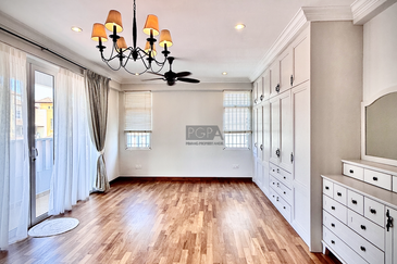 Three-Storey Semi-Detached House in Tanjung Bungah