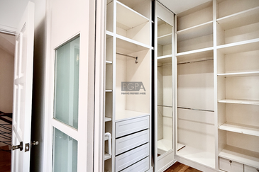 Three-Storey Semi-Detached House in Tanjung Bungah