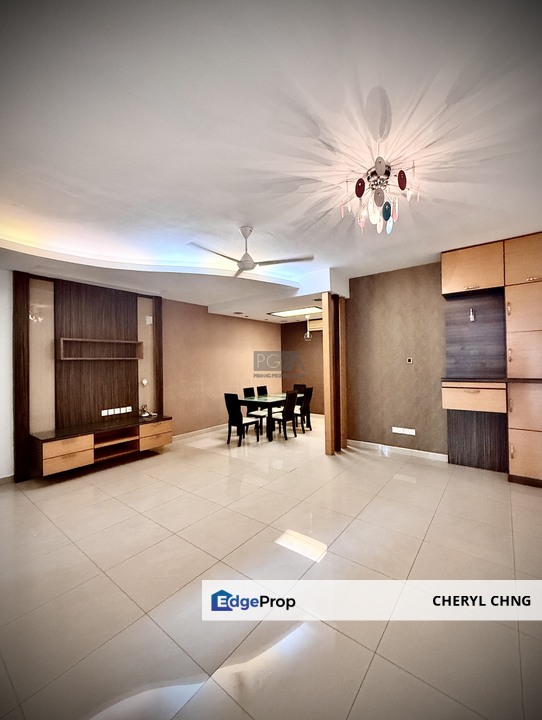 Three-Storey Terraced House in Hill View Garden, Tanjung Bungah, Penang, Tanjung Bungah