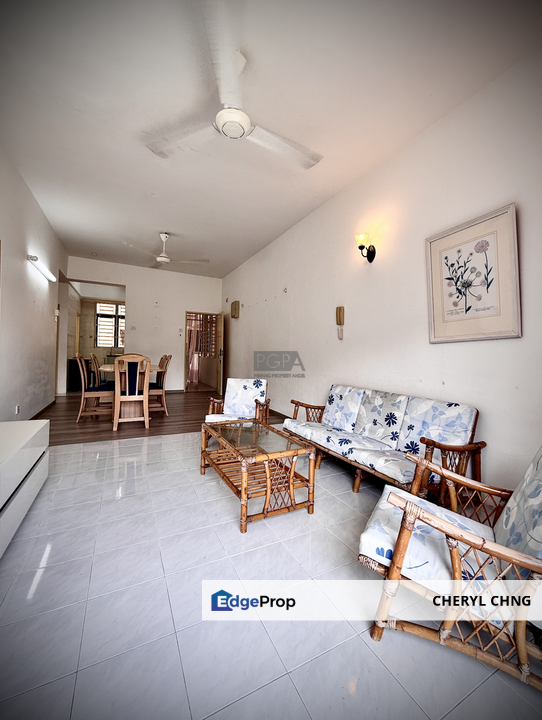 Corner Hillview Condominium at Eden Seaview in Batu Ferringhi., Penang, Batu Ferringhi