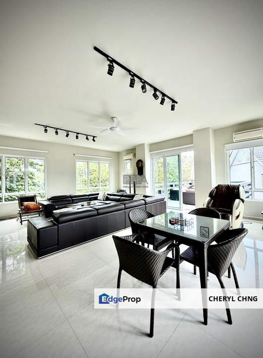 Charming Seaview Bungalow in Hilltop Villas, Batu Ferringhi., Penang, Batu Ferringhi