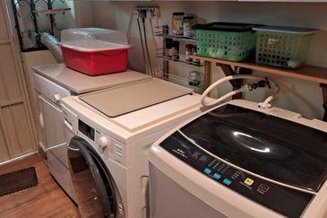 Elegant 3-Storey Terraced House at Shamrock Beach Villas, Batu Ferringhi