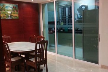 3 Storey Renovated Semi Detached For Sales