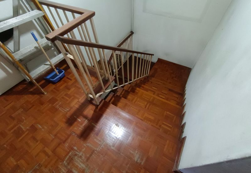 Taman Oug 2 Storey Corner Terrace Suitable For Commercial Usage on Sale