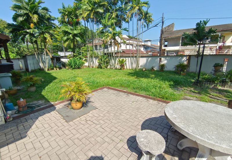 Taman Oug 2 Storey Corner Terrace Suitable For Commercial Usage on Sale