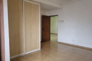 2 Storey Semi D Home at Taman OUG For Sale