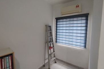 Oug Rebuilt 3 Storey Terrace House For Sale