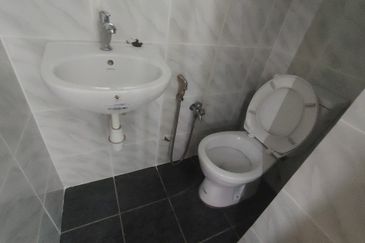 Oug Rebuilt 3 Storey Terrace House For Sale