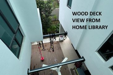 Luxurious Semi Detached House Taman United For Sale