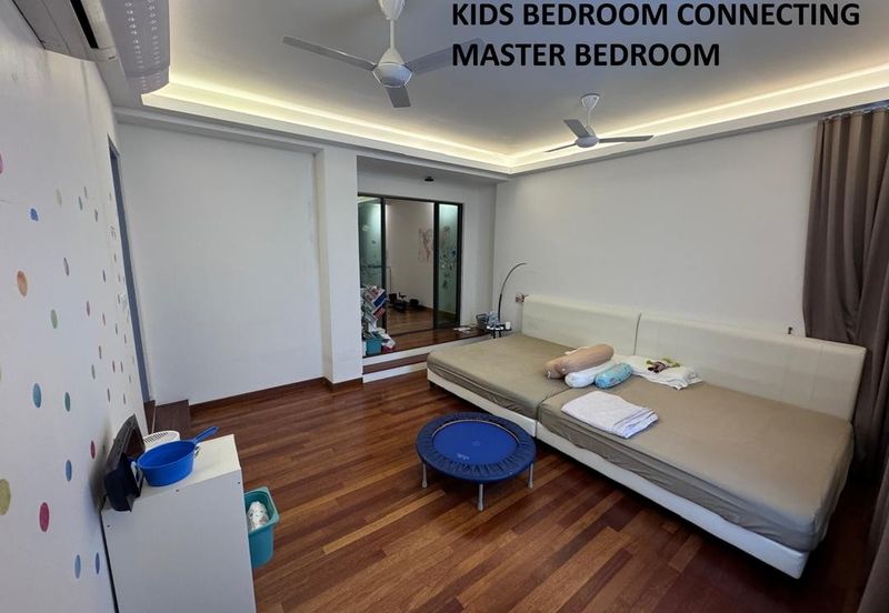 Luxurious Semi Detached House Taman United For Sale