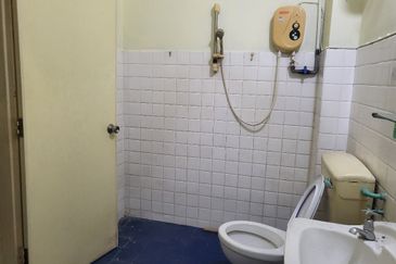 2-Storey Terrace House Taman OUG For Sale