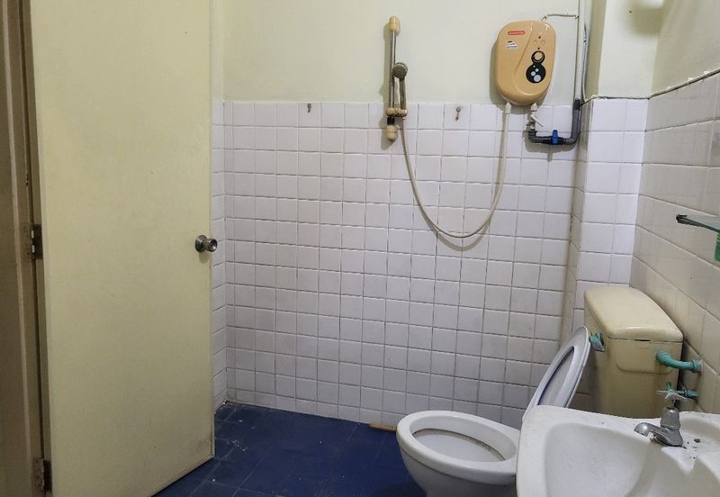 2-Storey Terrace House Taman OUG For Sale