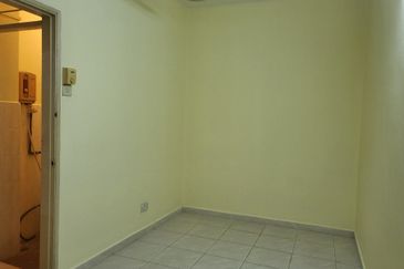 2-Storey Terrace House Taman OUG For Sale