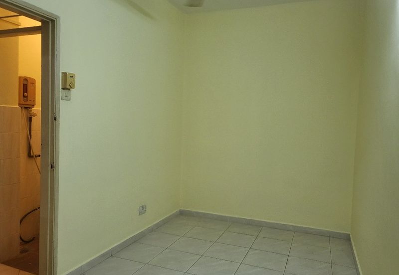 2-Storey Terrace House Taman OUG For Sale