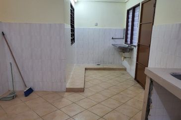 2-Storey Terrace House Taman OUG For Sale