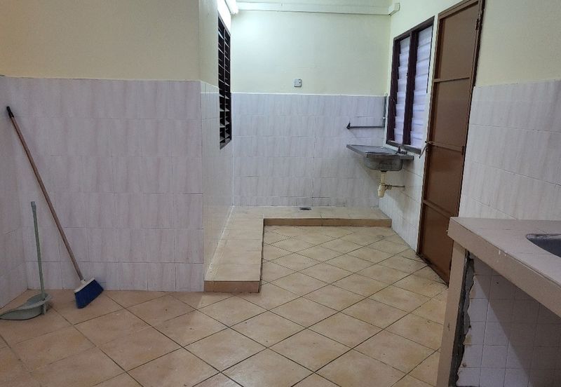 2-Storey Terrace House Taman OUG For Sale