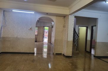 2-Storey Semi Detached House Old Klang Road For Sale