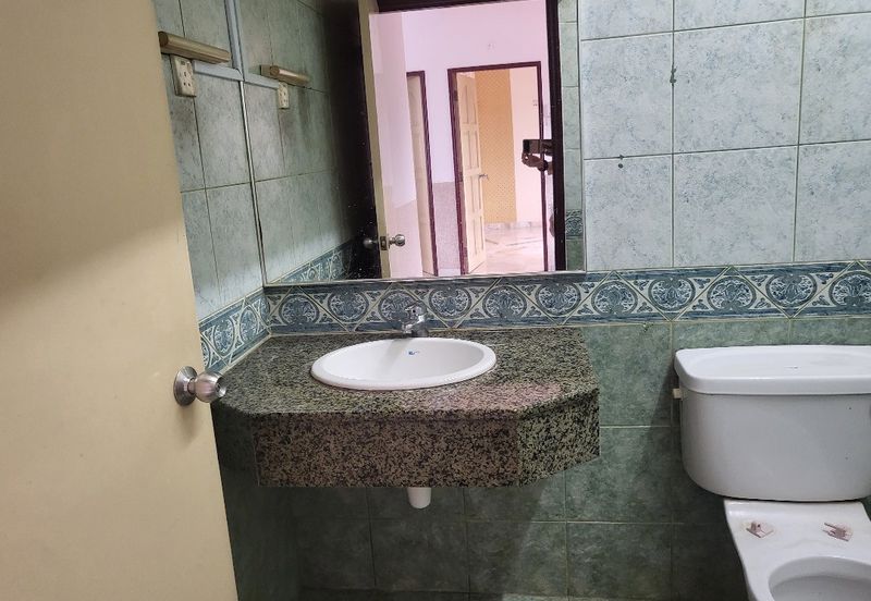 2-Storey Semi Detached House Old Klang Road For Sale