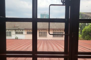 2-Storey Semi Detached House Old Klang Road For Sale