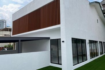 Newly Built 2 Storey Semi detached House For Sales