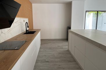 Newly Built 2 Storey Semi detached House For Sales