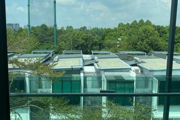 East Residence @ KLGCC