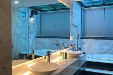 East Residence @ KLGCC