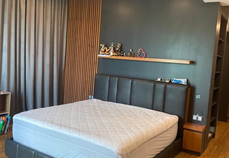 East Residence @ KLGCC