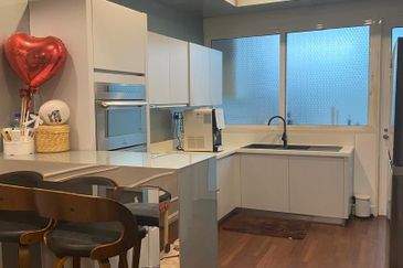 East Residence @ KLGCC