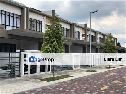 [Semi D Style] Freehold Double Storey 24x80, Selangor, Kajang