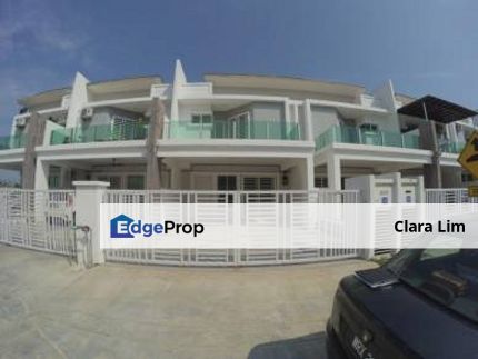 [Below Market Price] 22x85 Freehold Double Story , Selangor, Subang