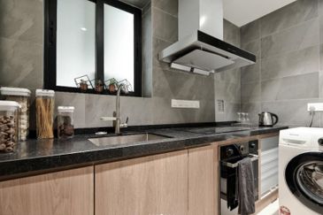 RM3xxk KL Sg Besi Project, 100m LRT MRT KTM