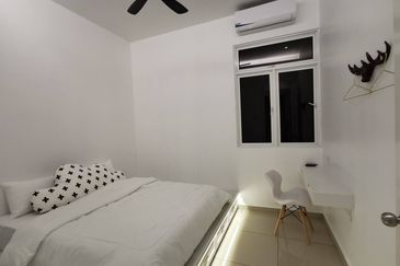 RM3xxk KL Sg Besi Project, 100m LRT MRT KTM