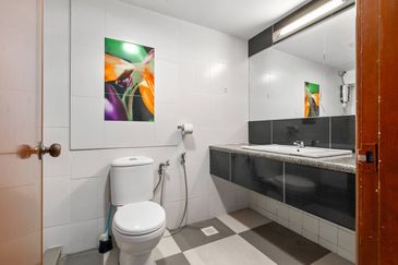 RM3xxk KL Sg Besi Project, 100m LRT MRT KTM