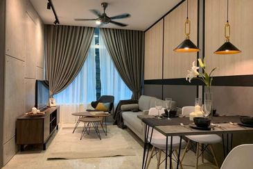 RM3xxk KL Sg Besi Project, 100m LRT MRT KTM