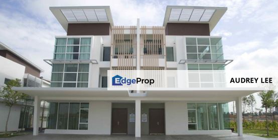 Big house with low price. Ready move in! , Selangor, Cyberjaya
