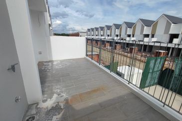 Developer landed unit from 500k only.2023 complete