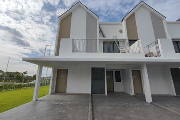 Developer landed unit from 500k only.2023 complete