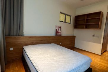 Symphony Hills Schubert