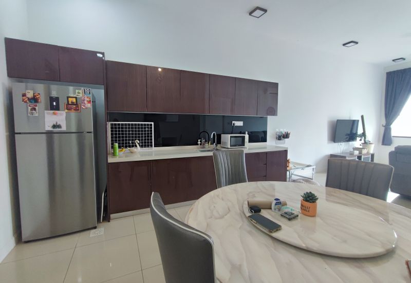 Isle of Kamares, Setia Eco Glades