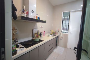 Isle of Kamares, Setia Eco Glades