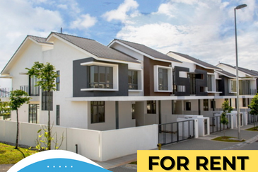 Summerglades, Perdana Lakeview West