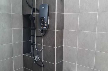 Reef Of Tropics, Setia Eco Glades